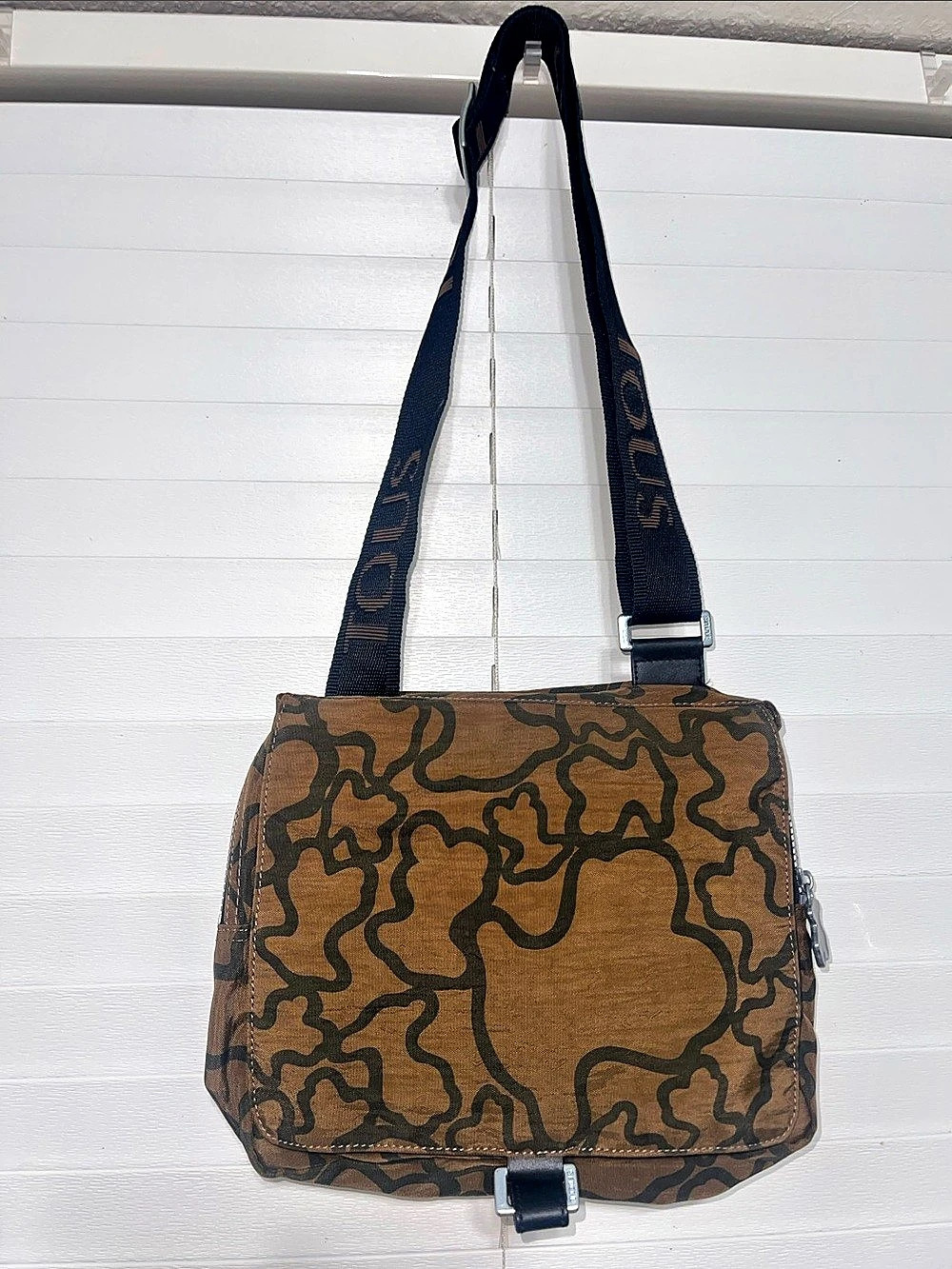 Y2K TOUS Abstract Shoulder Bag in Brown & Black with wallet